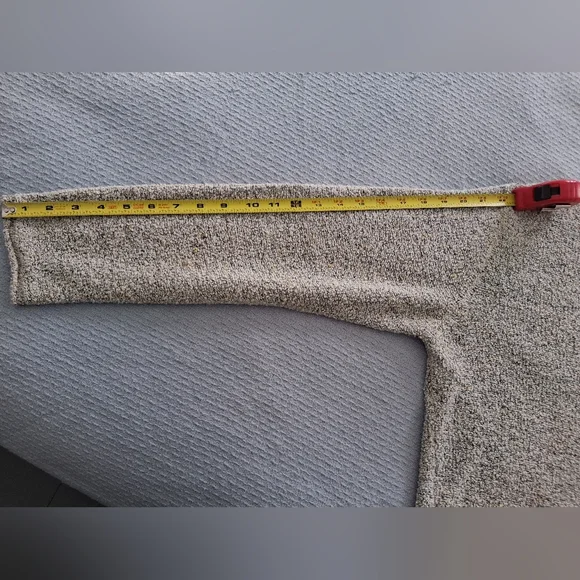 Columbia Vintage Women's Bouclé Textured Knit Pullover Sweater - Picture 11 of 12